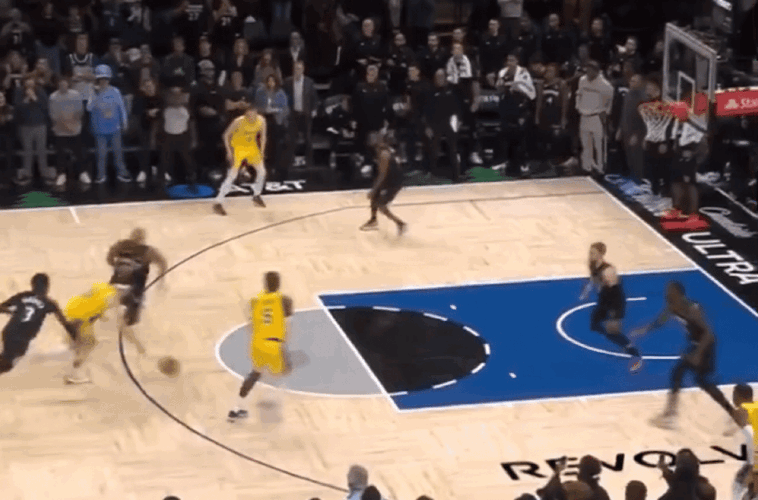 九游娱乐官网 -关于转折点！洛杉矶湖人远射贴柱；全明星赛今晨攻防权衡；质疑声仍在；赛程密集仍需轮换的信息