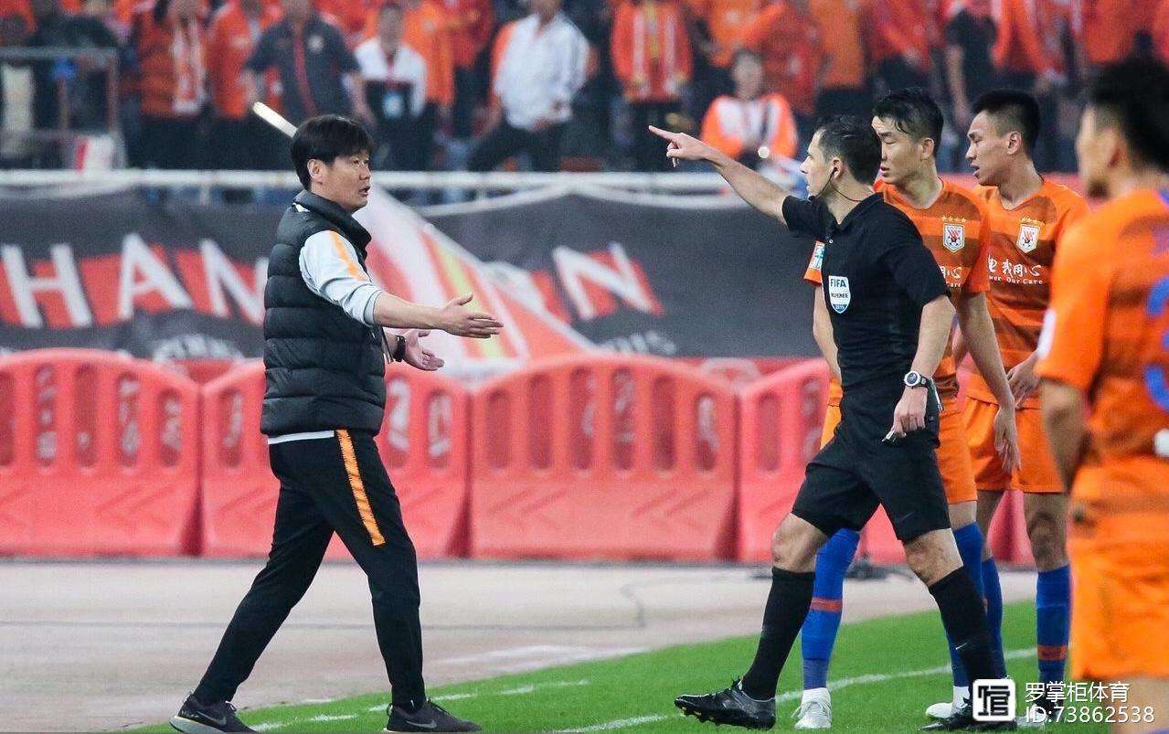 关于赛后社区盾焦点战，广厦男篮主帅复盘，底气十足，更衣室氛围转暖的信息